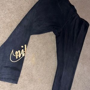 Nike leggings